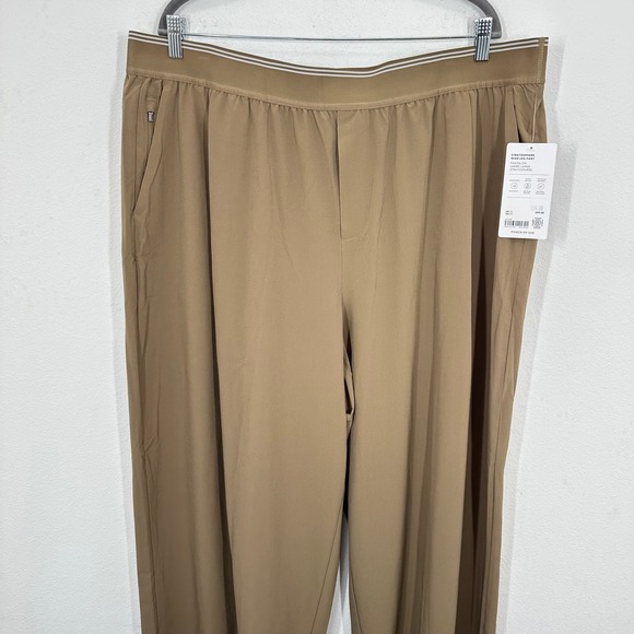 Athleta Stratosphere Wide Leg Pant Women's 2X Tan Breathable Quick Dry NWT - Picture 3 of 12